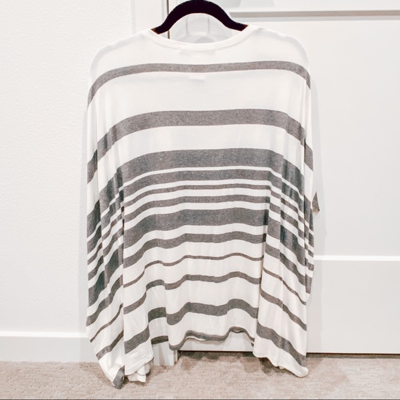 BCBG MAXAZRIA Gray and White Striped Top - Picture 2 of 2